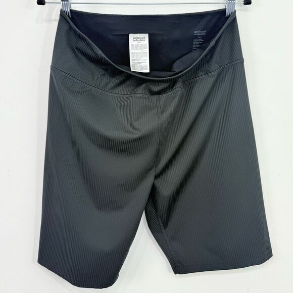 Girlfriend Collective Charcoal Gray Ribbed Biker Stretch Athletic Workout Shorts - Picture 8 of 14